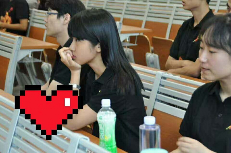 小小小笑