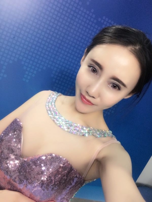 李倩