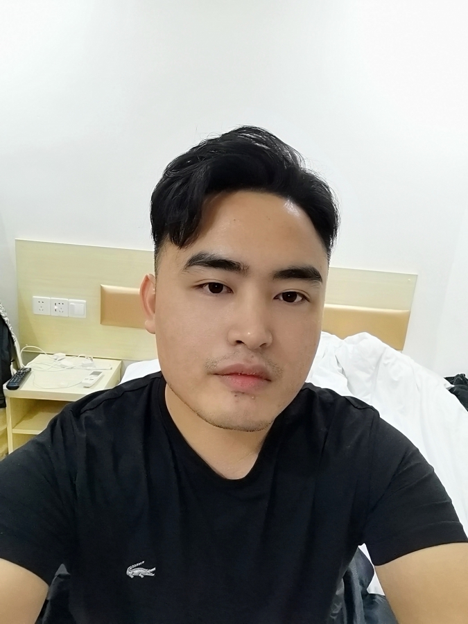 罗志鹏