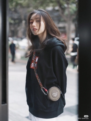 赵丽娜